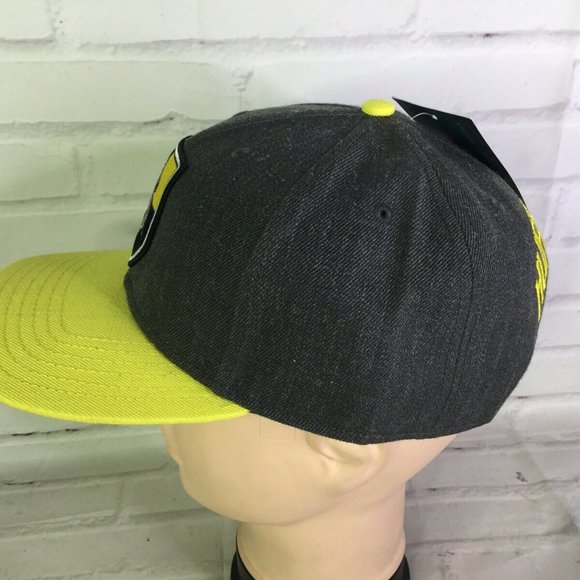 Harry Potter Hufflepuff Crest Logo Snapback Hat - Picture 5 of 7